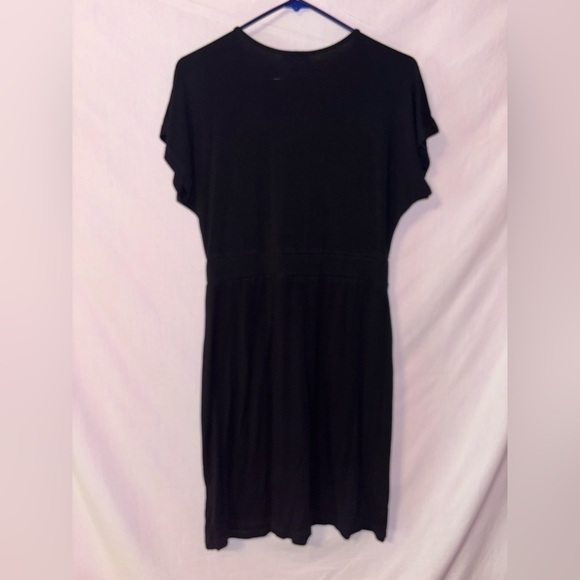 Elegant Black Midi Dress for Women - Picture 6 of 7
